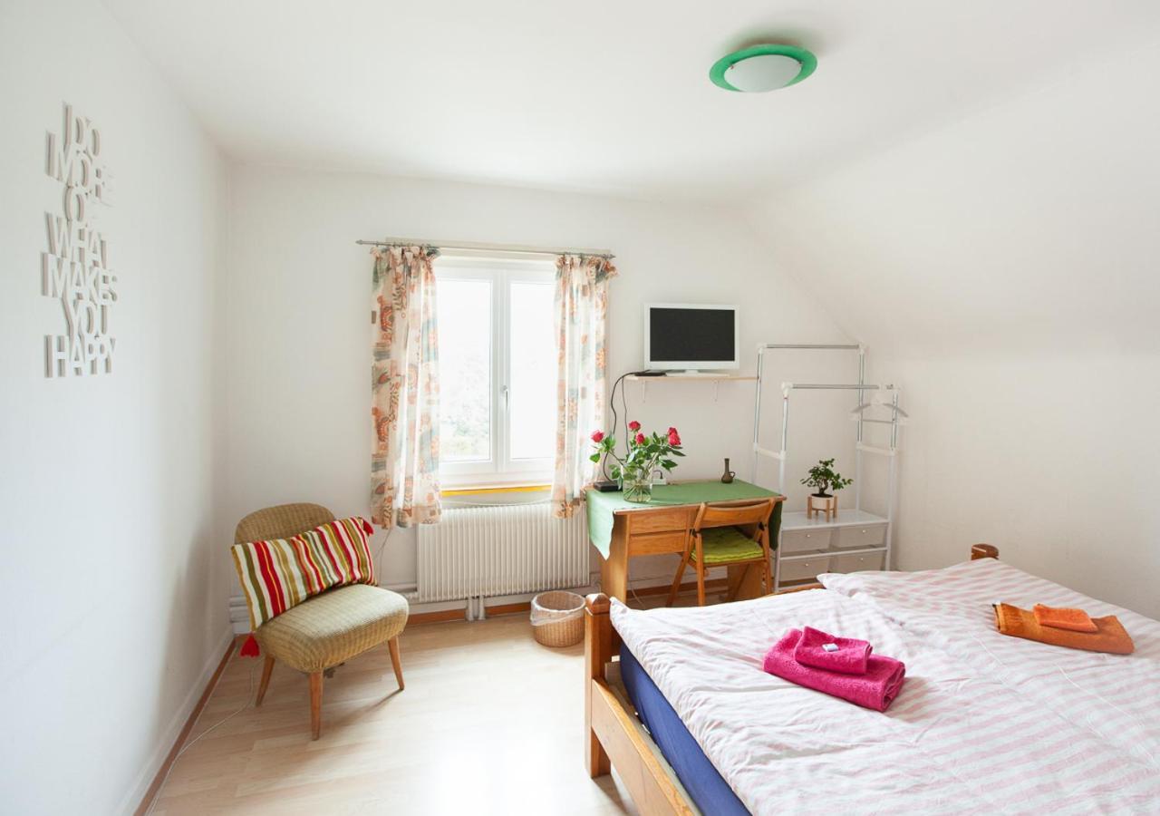 Bed and Breakfast Bed&Breakfast Pinocchio Seuzach Экстерьер фото